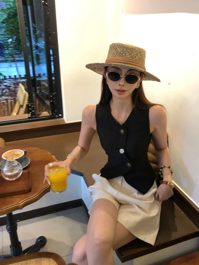 婉君【沪上佳人】夏季小香风修身型短款辣妹马甲LWJ25B2T1295