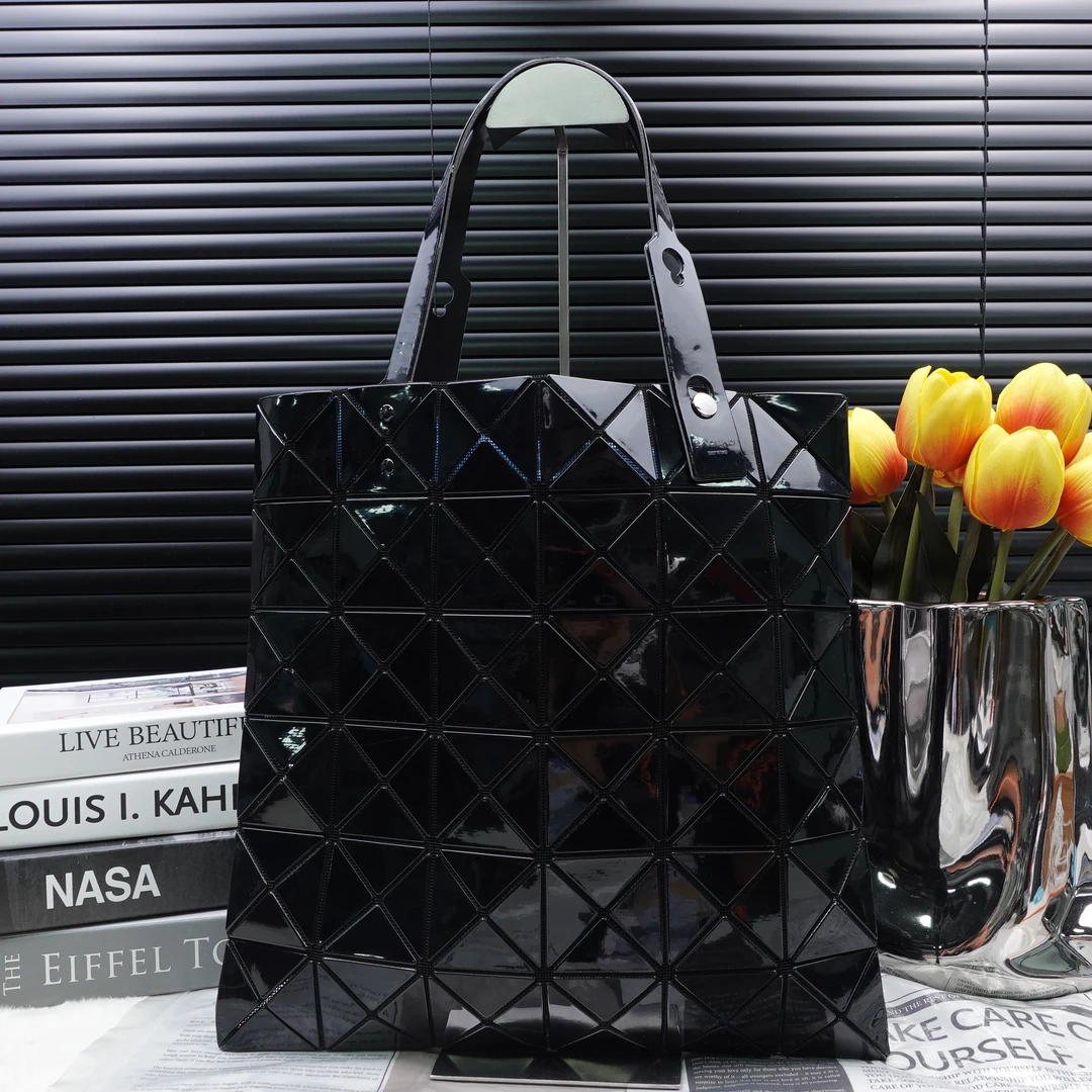 95新 Issey Miyake/三宅一生 单肩包/t10286888