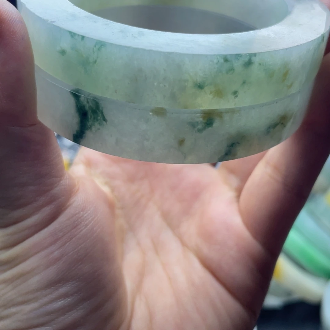 豪***砂定制翡翠未镶嵌缅A翡翠多样性发一