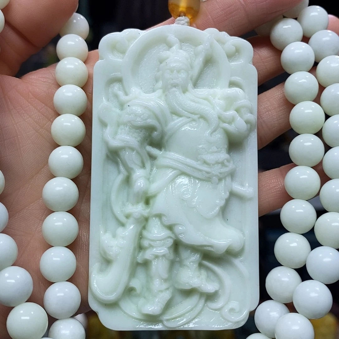 未镶嵌岫玉挂件吊坠