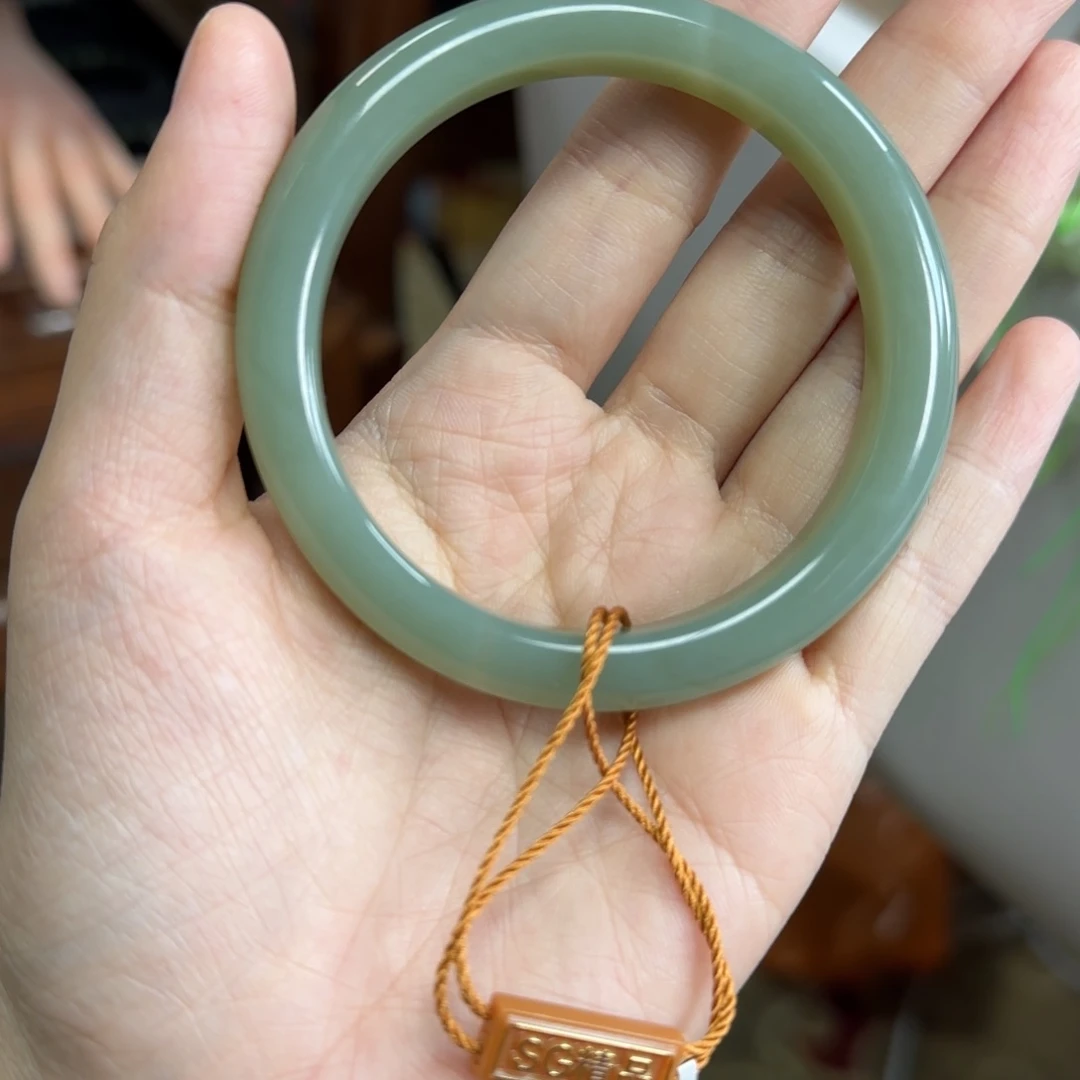 和田玉未镶嵌手镯57