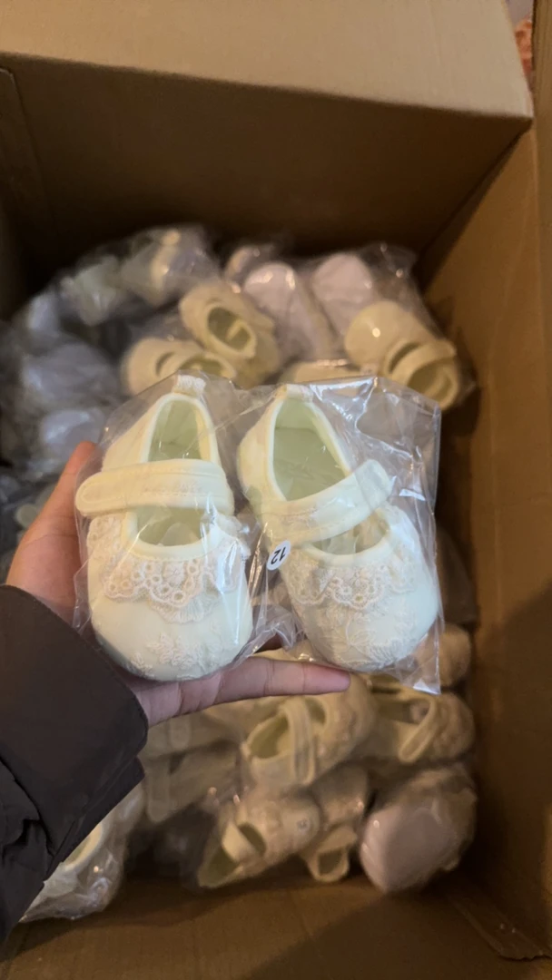 二号蕾丝边手工公主鞋