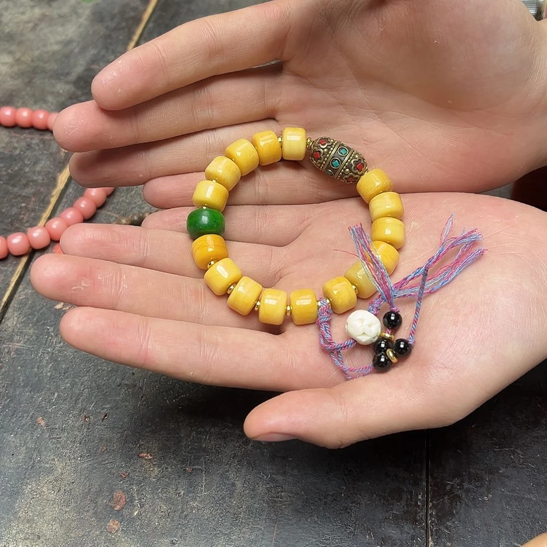 大叶紫檀（黑酸枝木类）