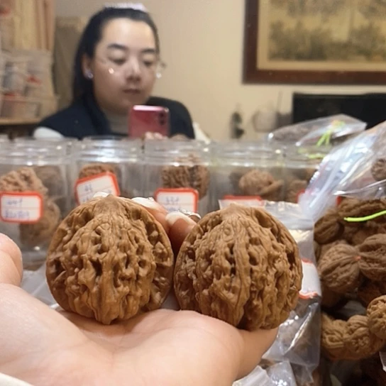 文玩核桃吊坠?****?44麦虎