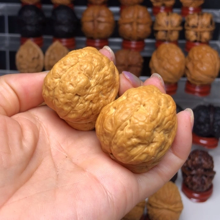 文玩核桃吊坠14平头蟾