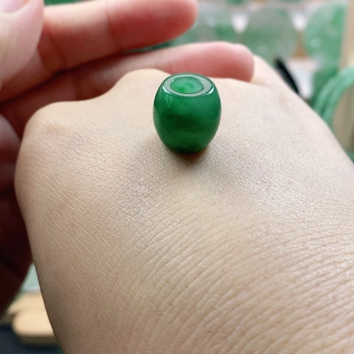 未镶嵌石英质玉珠宝半成品非洲翠