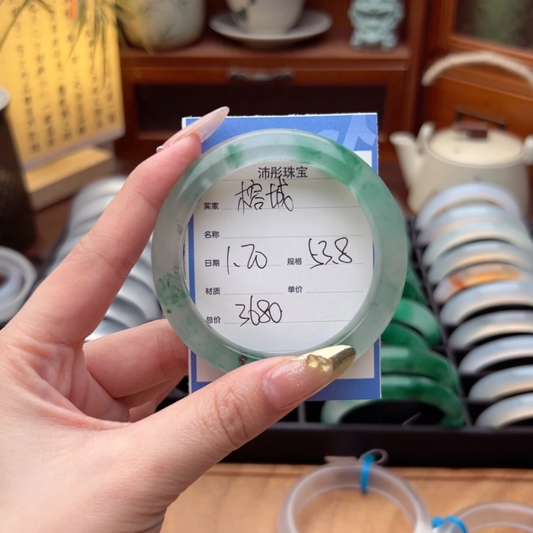 石英质玉手镯未镶嵌榕*