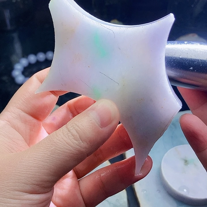 翡翠未镶嵌颈饰毛料5