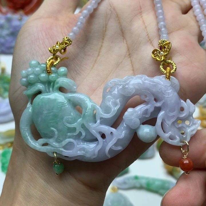 颈饰未镶嵌翡翠翡翠