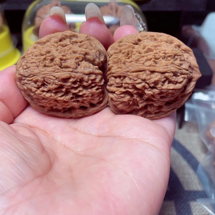 文玩核桃把件L****2南疆41