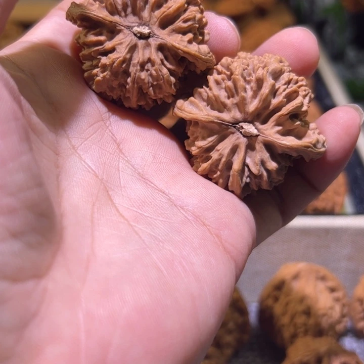 泽***瑞文玩核桃吊坠431号一元福利