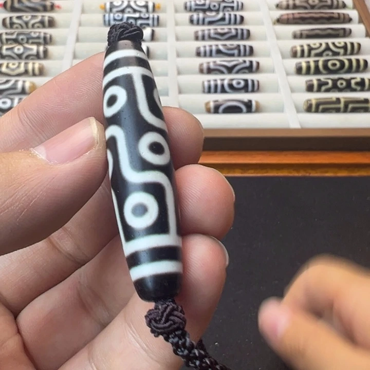 玛瑙/玉髓颈饰合金