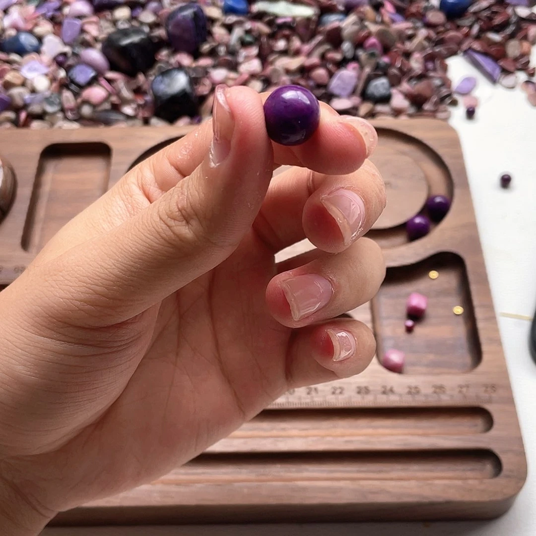 未镶嵌苏纪石（舒俱来）单珠8mm