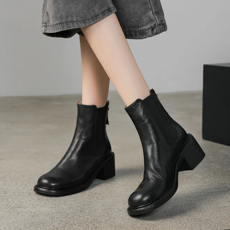 6cm~法式复古圆头粗跟简约百搭通勤黑色小短靴女气质真皮秋冬短靴