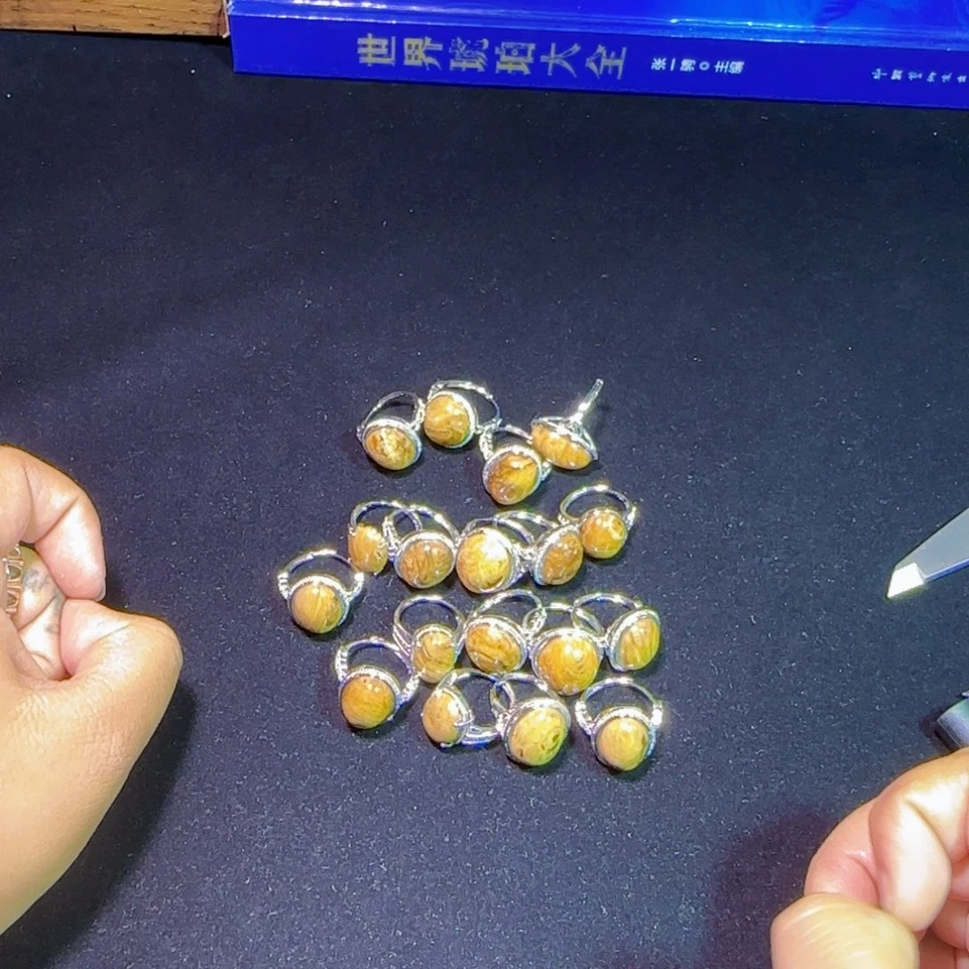银S925镶嵌琥珀裸石琥珀