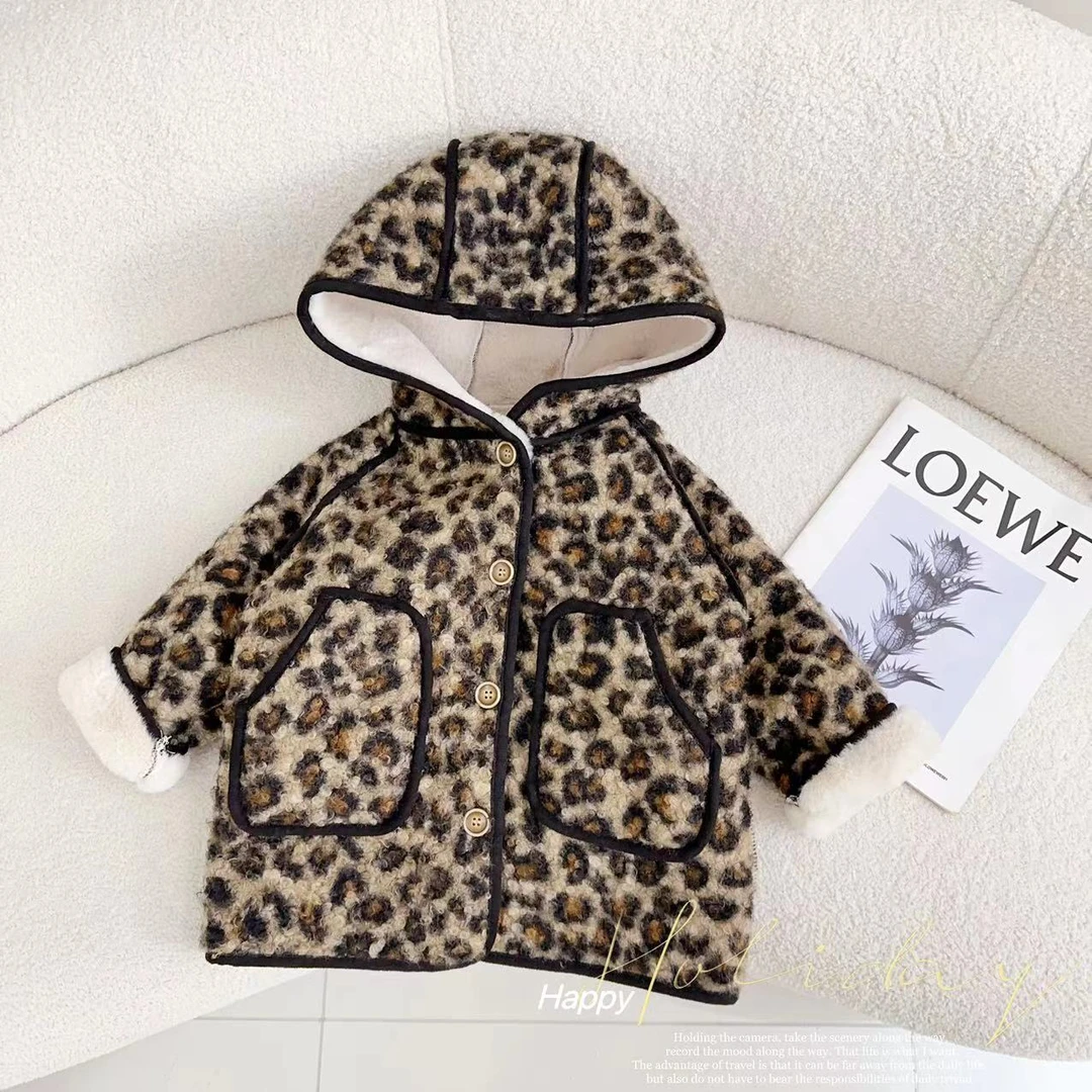 汤圆家童装2025新款韩系复古豹纹加绒连帽外套 XA-563