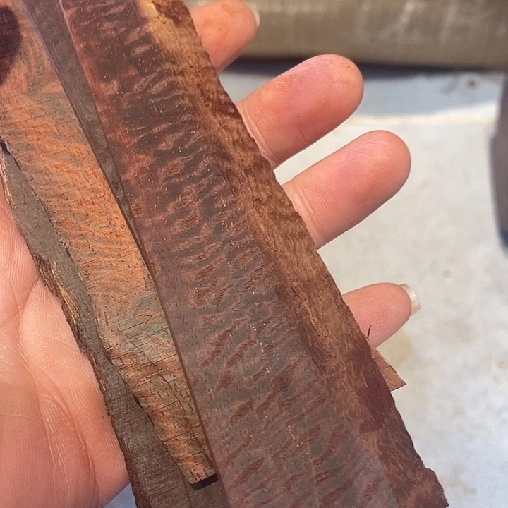 小***明檀香紫檀（小叶紫檀）