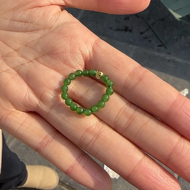 和田玉（碧玉）颈饰未镶嵌