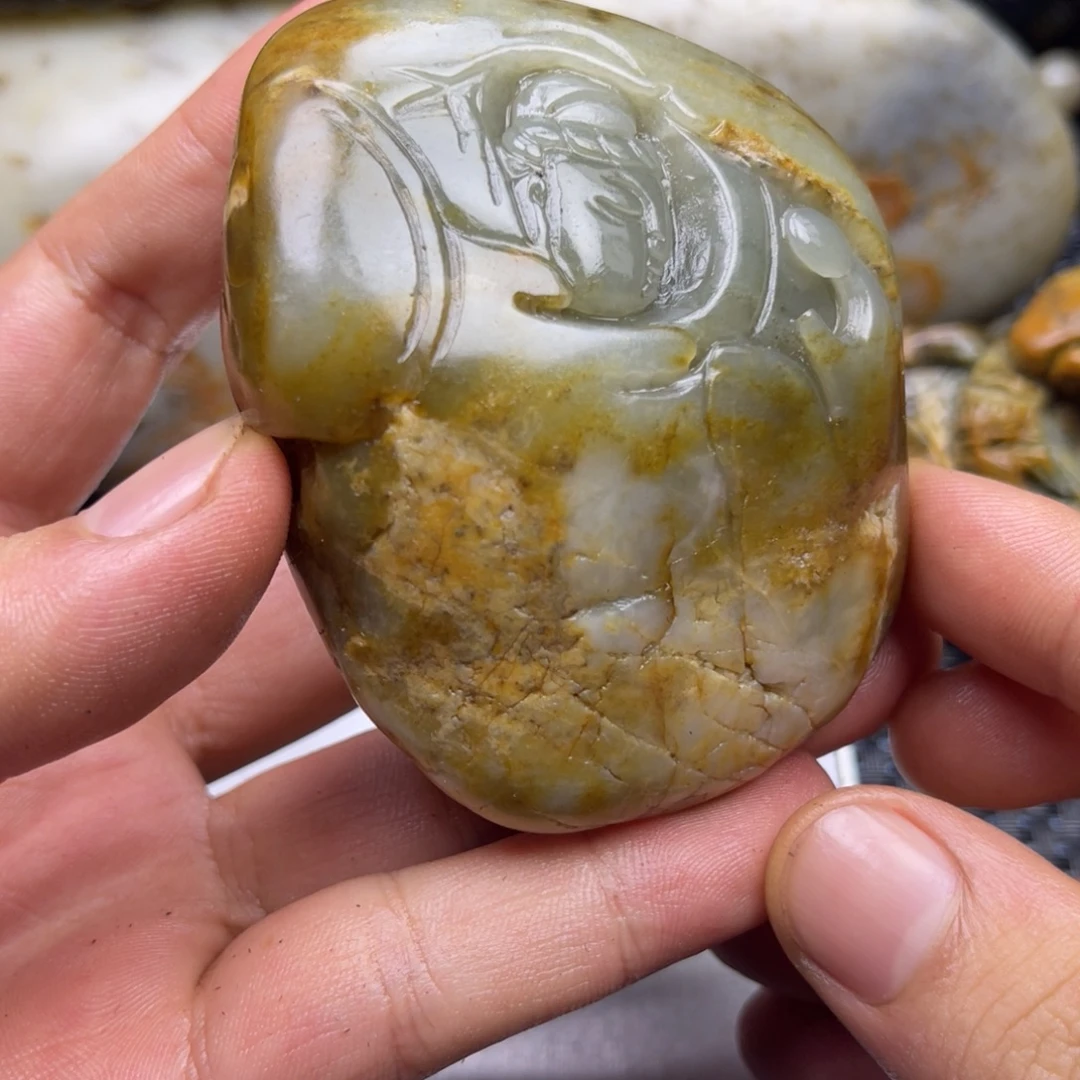 和田玉（糖玉）未镶嵌挂件