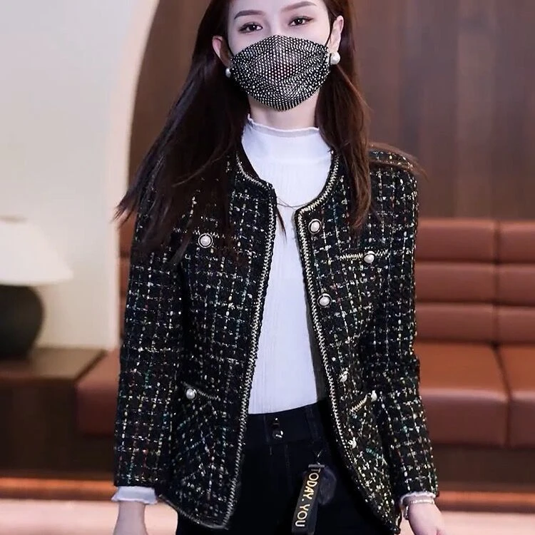 网红新款显瘦修身上衣圆领春装新款长袖格子小香风高档外套女短款