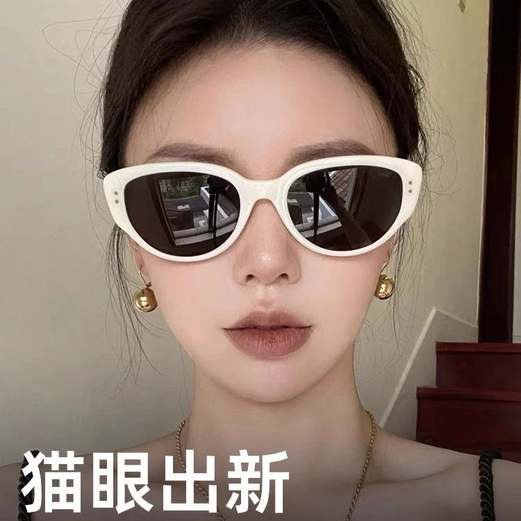 王嘉尔同款复古猫眼墨镜高级感韩潮防晒防紫外线窄框太阳镜拍照潮