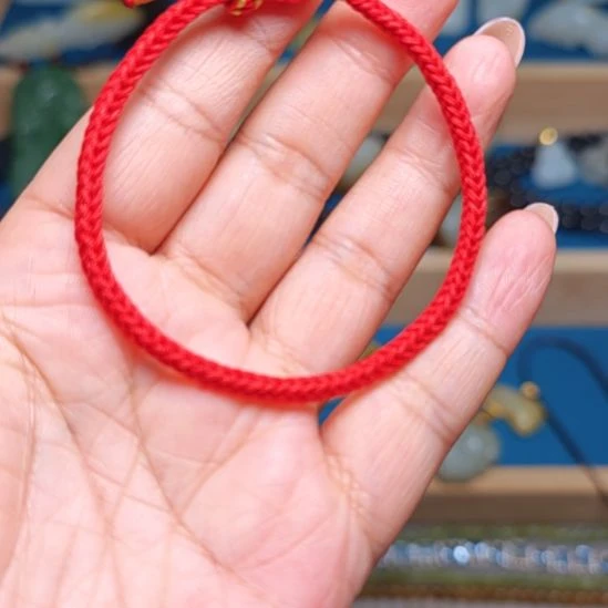 other其他（非贵金属类材质）红绳手工编织
