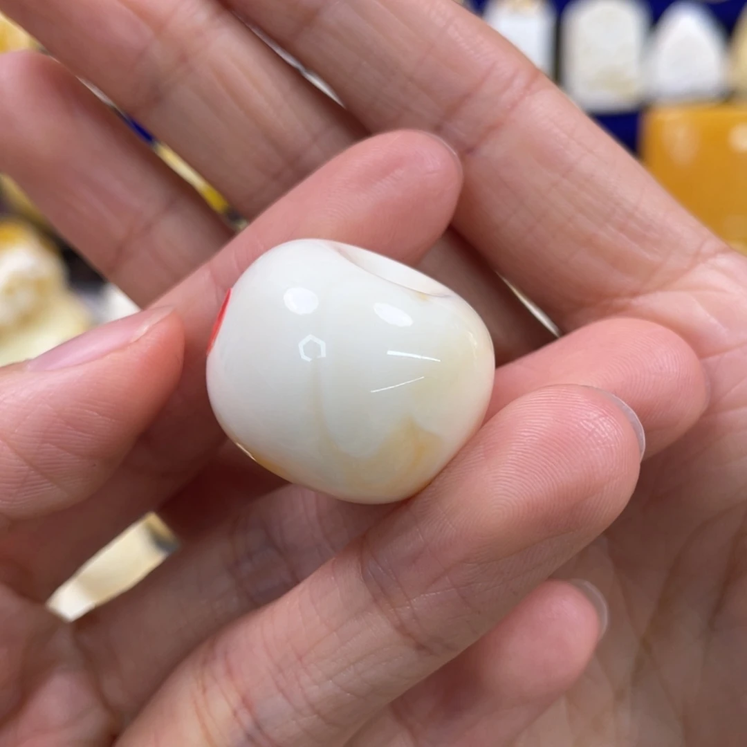 蜜蜡裸石未镶嵌星***材琥珀蜜蜡扣子