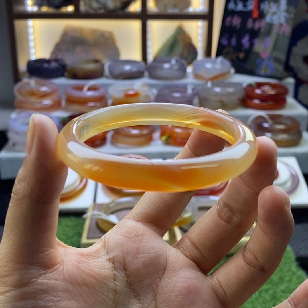 手镯玛瑙/玉髓未镶嵌