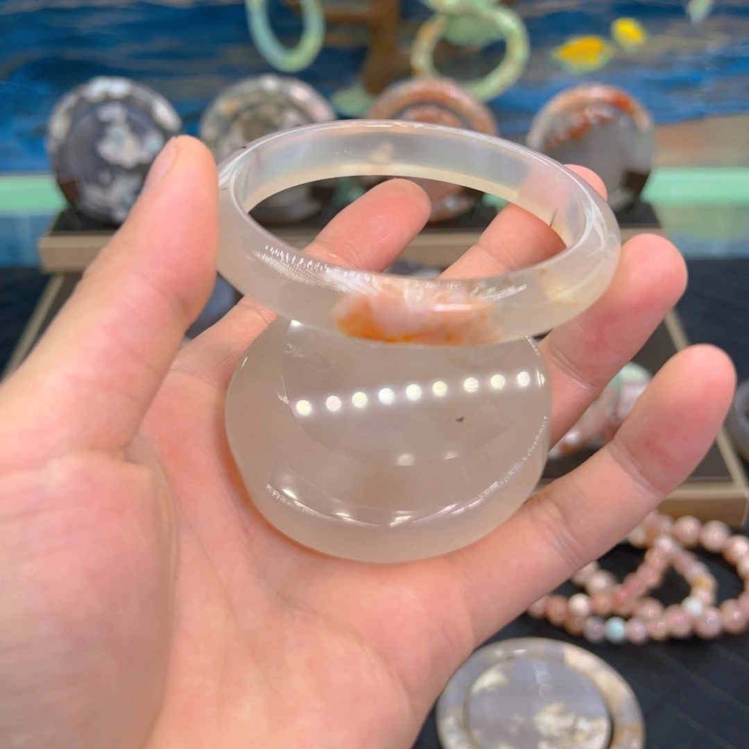 玛瑙/玉髓手镯未镶嵌5960