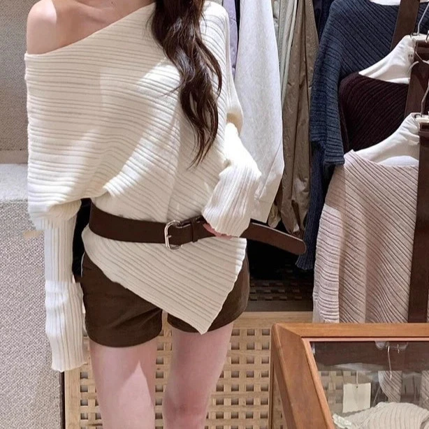 （配腰带）韩版不规则斜领露肩针织衫秋季气质宽松显瘦别致毛衣上