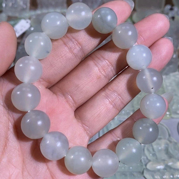 岫玉未镶嵌颈饰手串