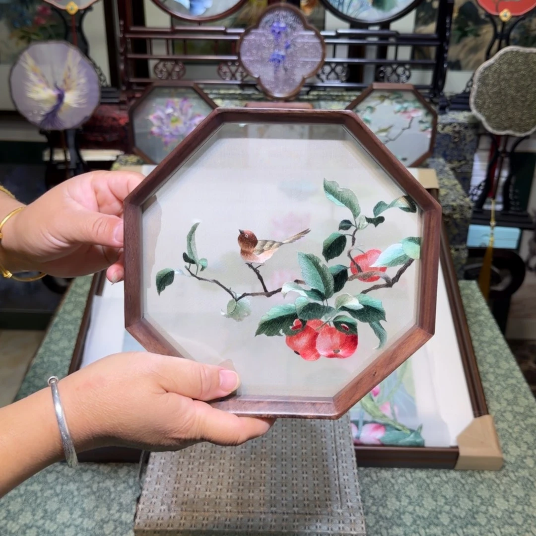 刺绣手工苏绣工艺制作技艺精湛