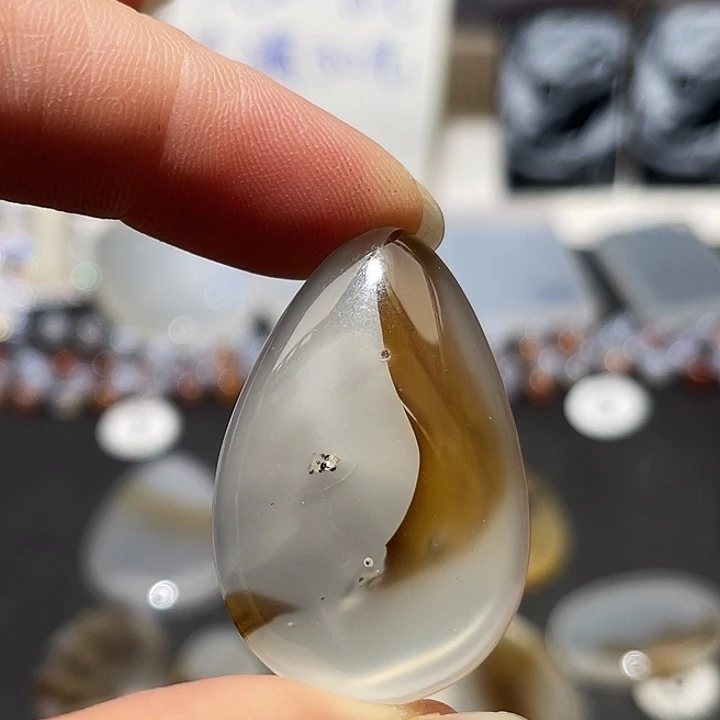 玛瑙/玉髓未镶嵌吊坠(不含链)