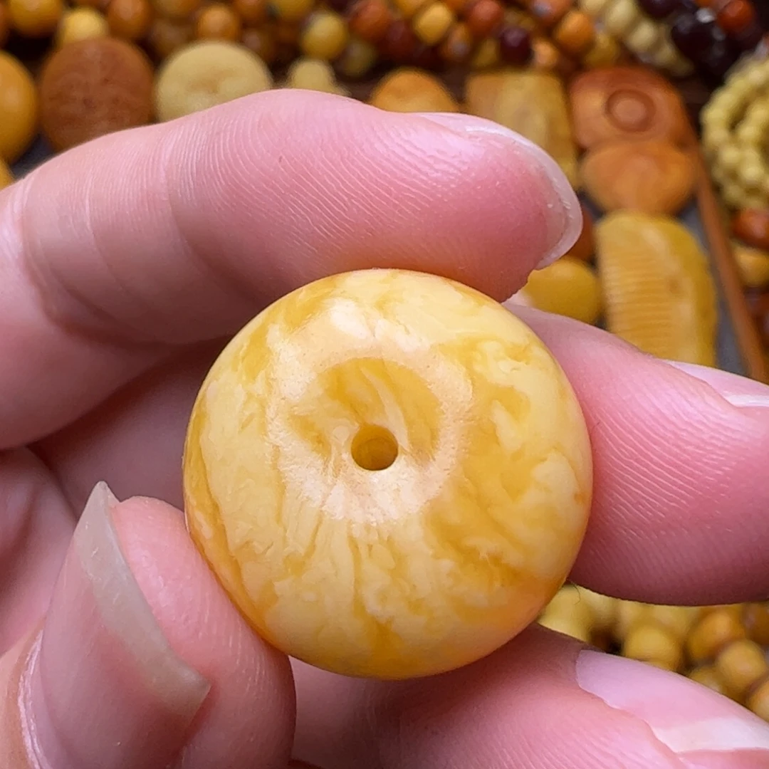 蜜蜡未镶嵌珠宝奇石19.8