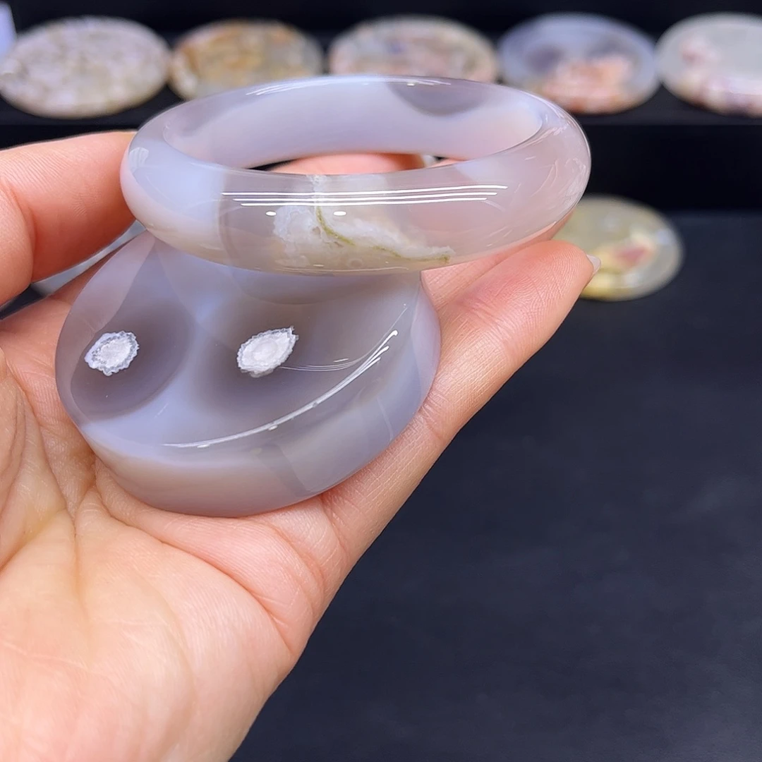 玛瑙/玉髓未镶嵌手镯56