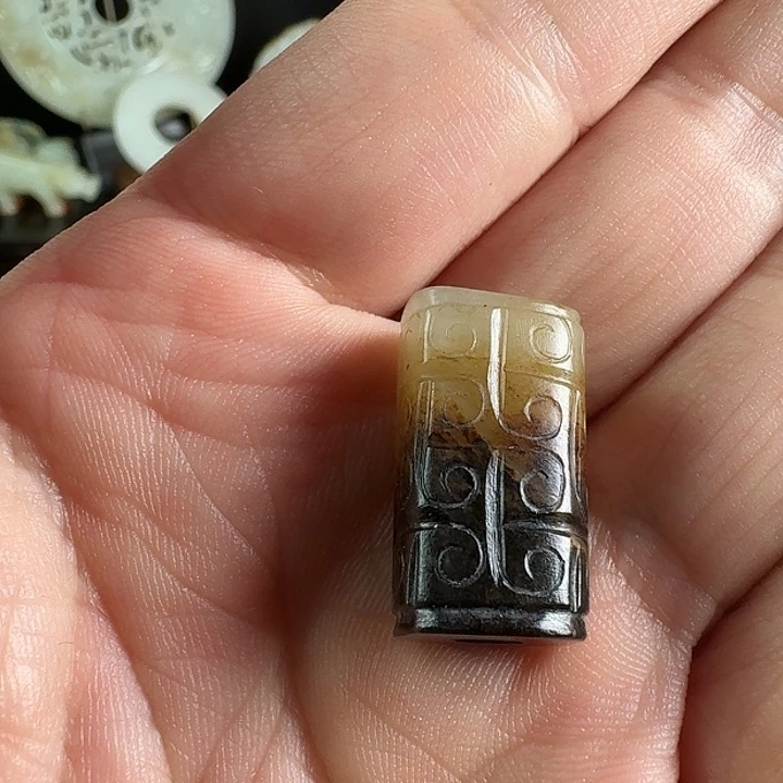 白***明和田玉（糖玉）未镶嵌挂件