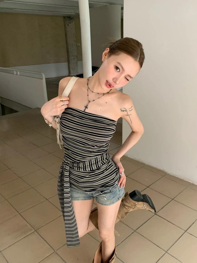 番茄妹妹Toamtosister法式复古气质修身系带洋气显瘦条纹抹胸背心