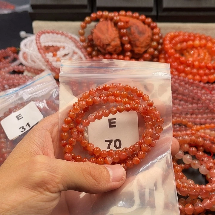 南红玛瑙未镶嵌多样性发货默认微瑕称重5mm