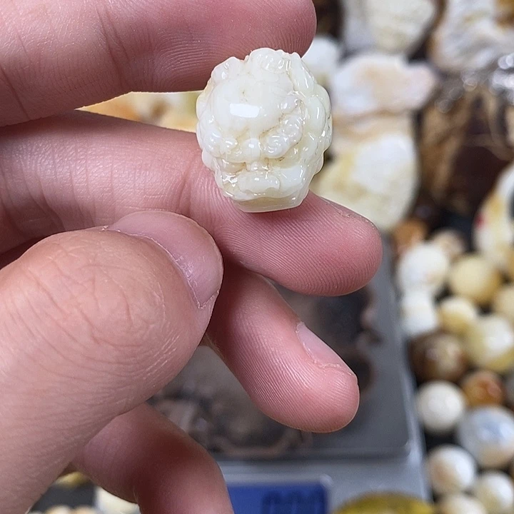 未镶嵌琥珀裸石我