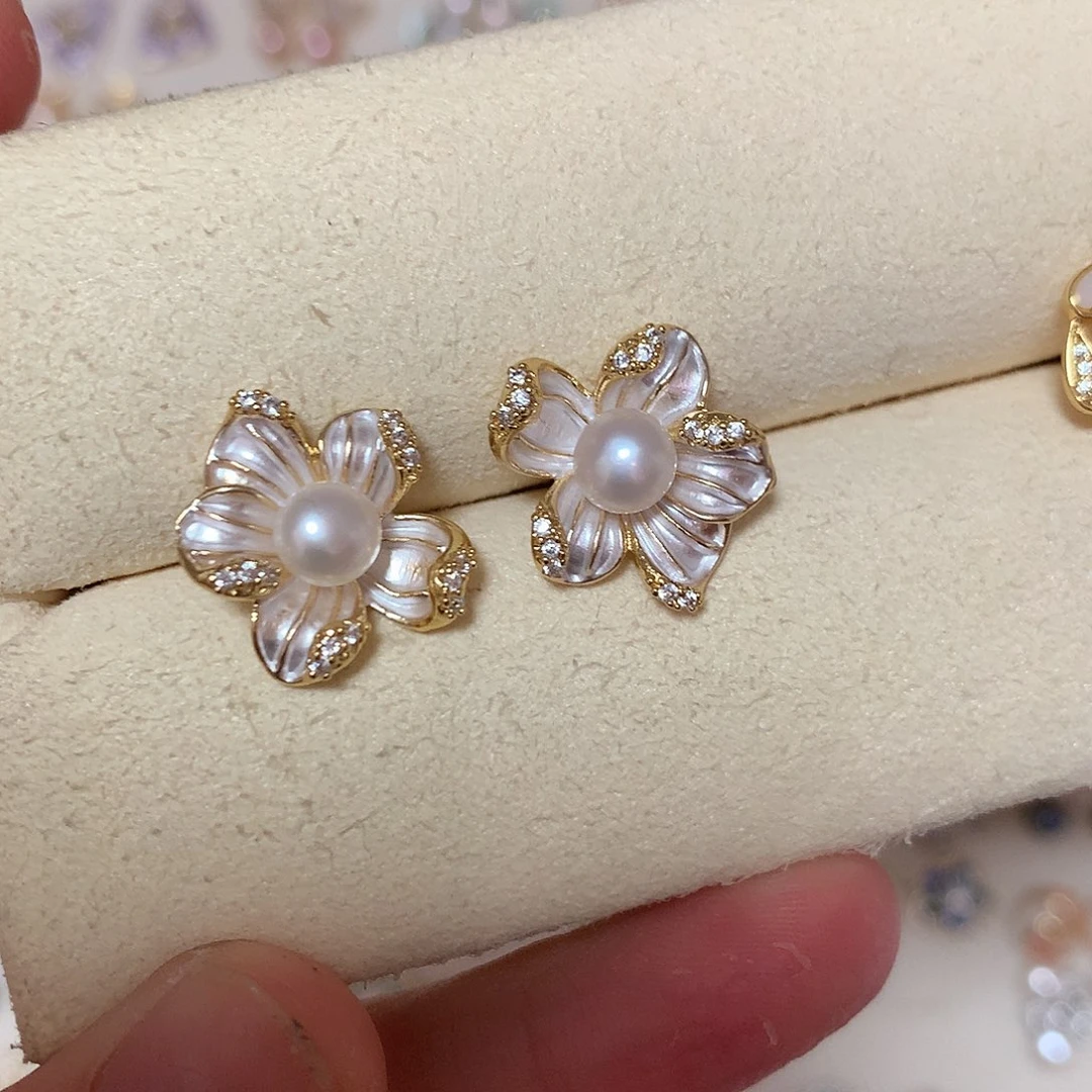 淡水珍珠耳饰合金