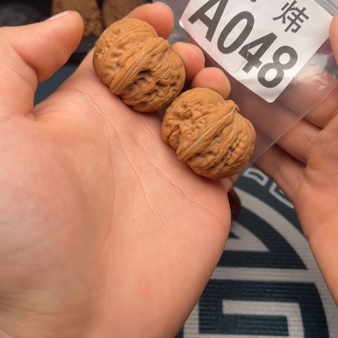 吊坠文玩核桃元宝37