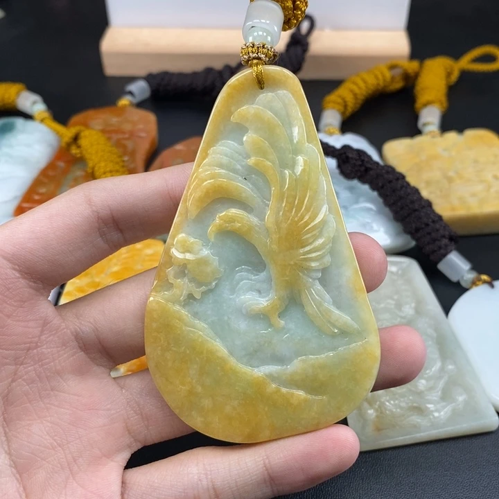 翡翠未镶嵌颈饰天然保真a货翡翠