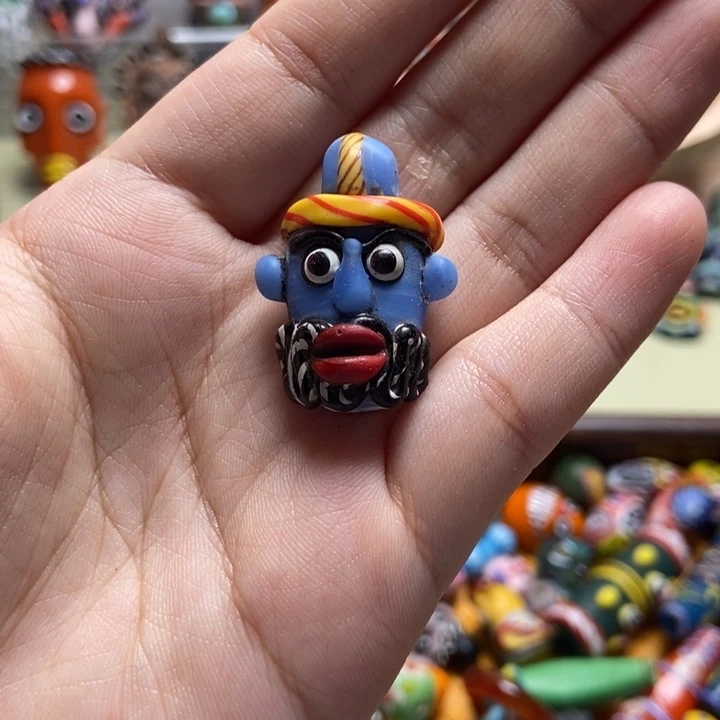 琉璃颈饰大胡子小脸028