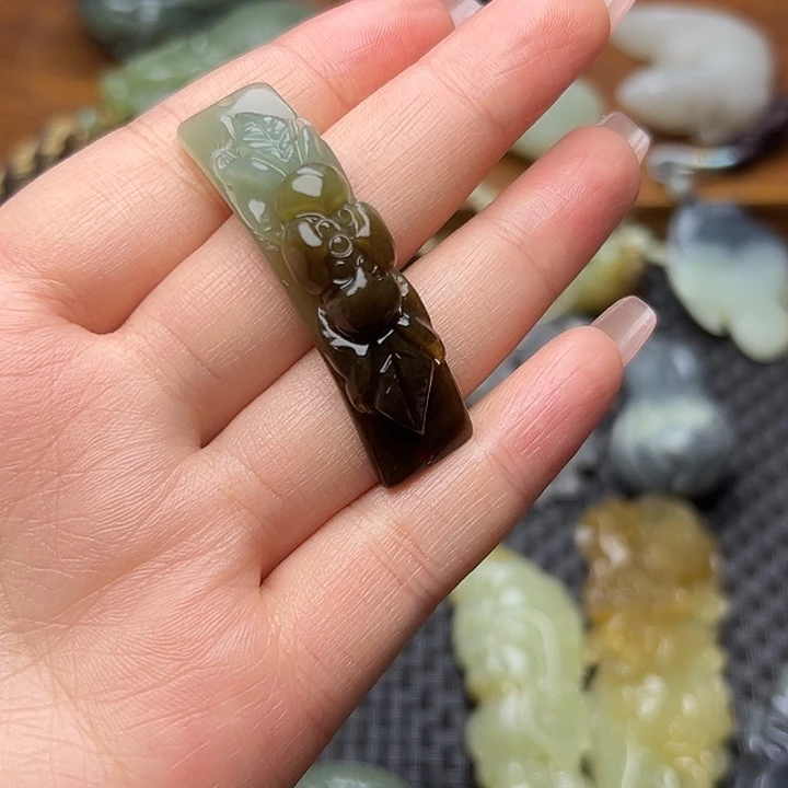 未镶嵌和田玉挂件