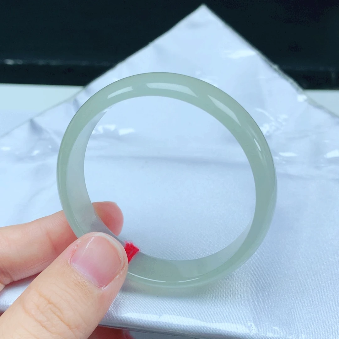 未镶嵌手镯翡翠50