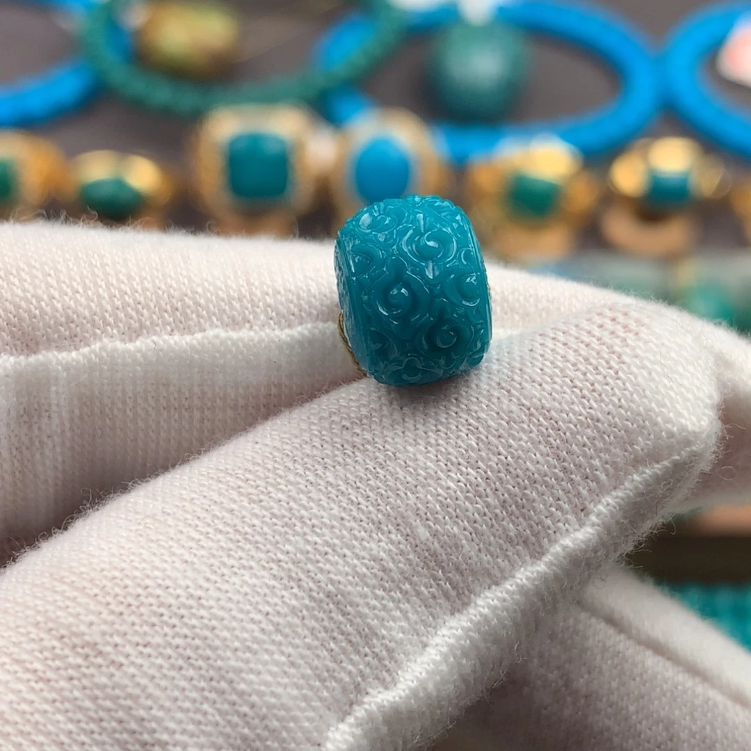 绿松石未镶嵌绿松石10*8mm