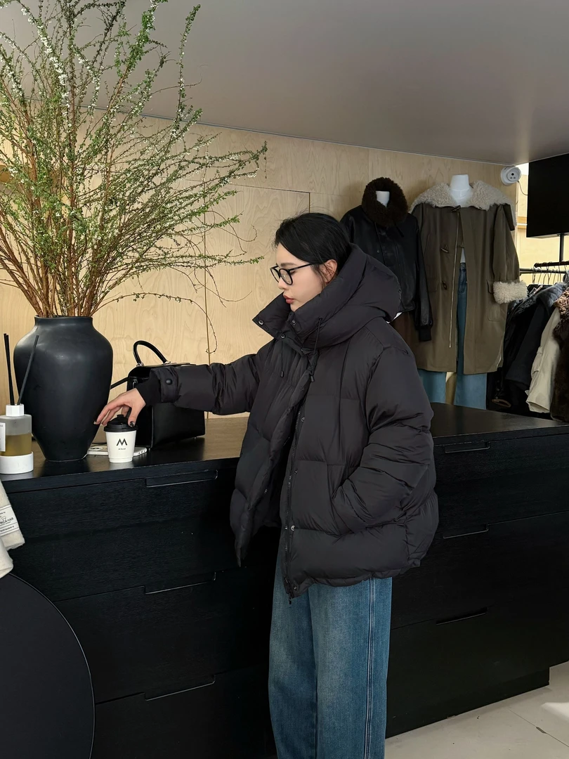 背带羽绒服短款加厚宽松90白鸭绒可拆帽休闲面包外套9020