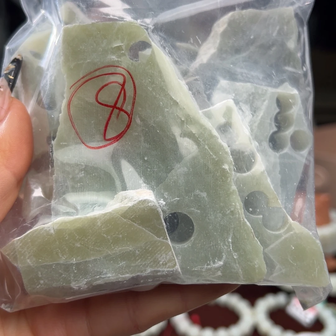 和田玉未镶嵌珠宝半成品