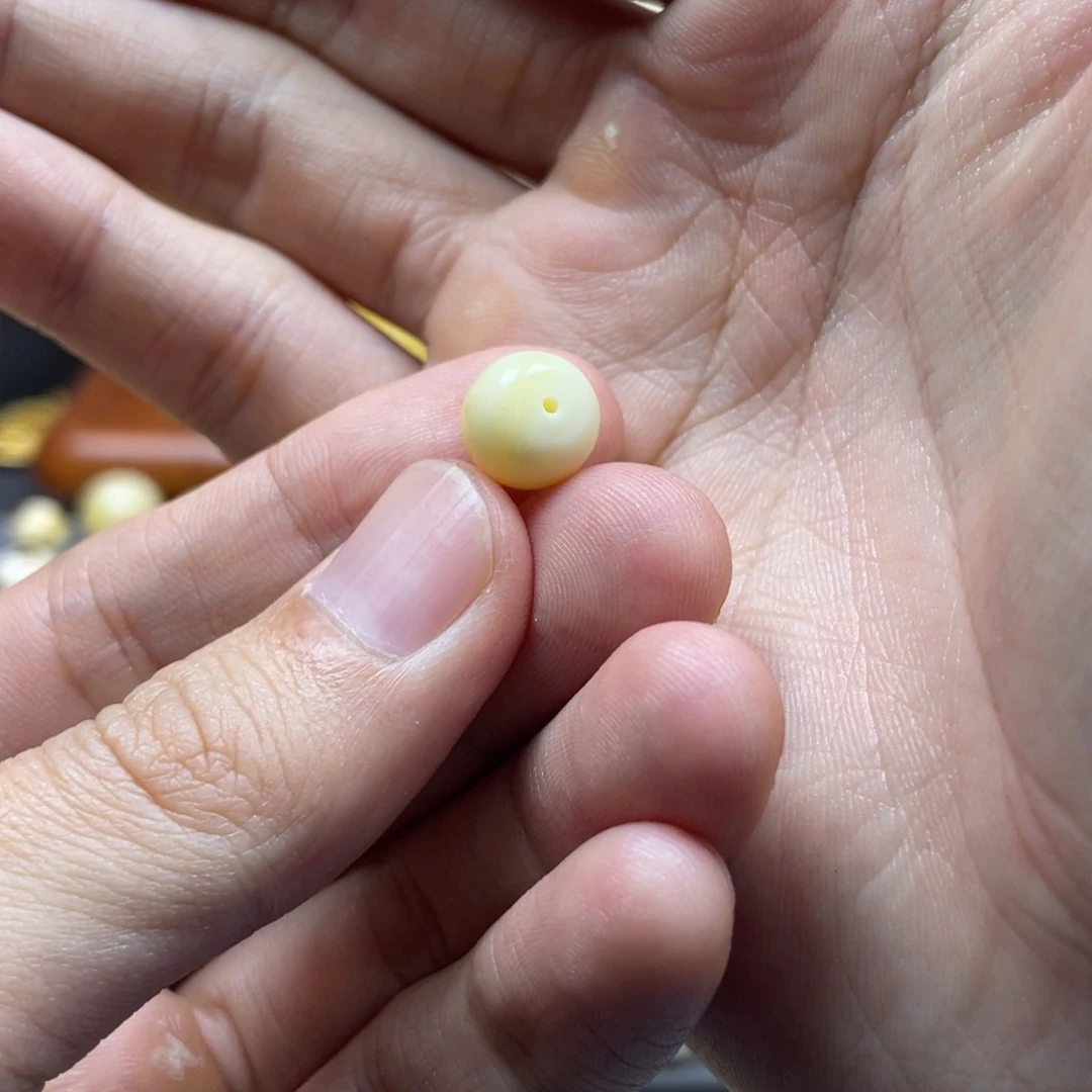 琥珀珠宝奇石未镶嵌一*六16