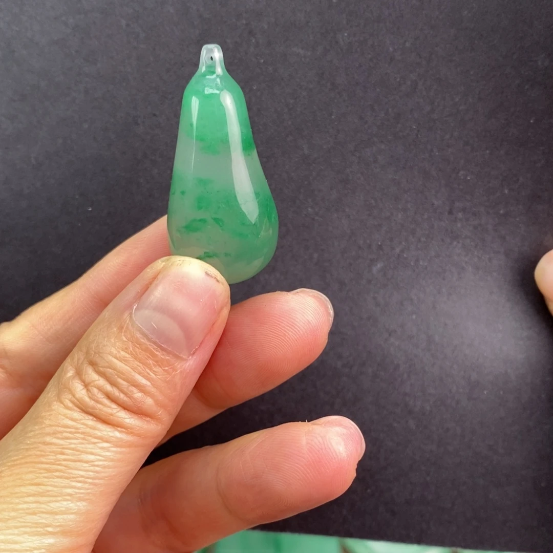 石英质玉颈饰未镶嵌